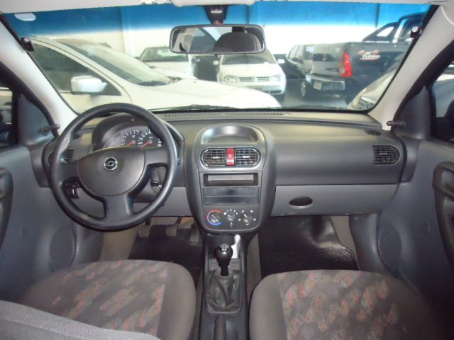 Chevrolet Corsa Sedan 2005