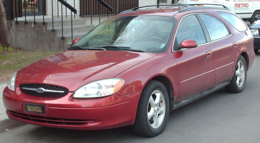 Ford Taurus Station Wagon