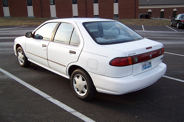 Nissan Sentra 1998