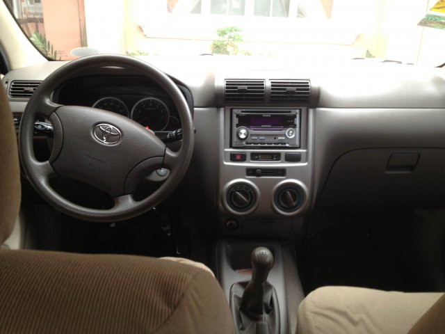 Toyota Avanza 1.5g Automatic