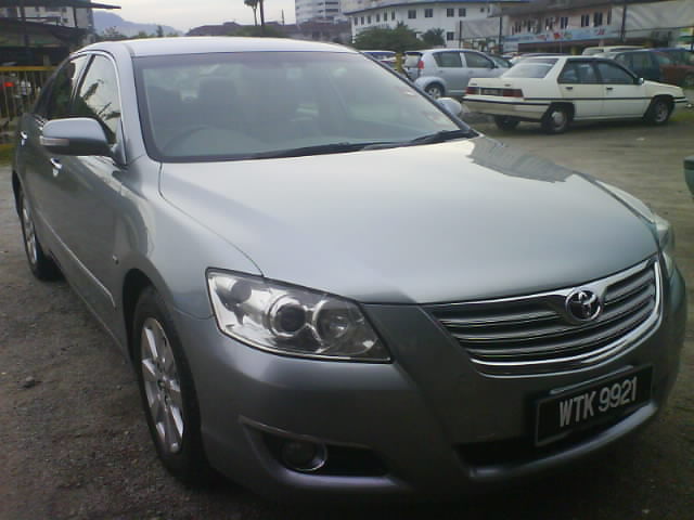 Toyota Camry 2.0 G