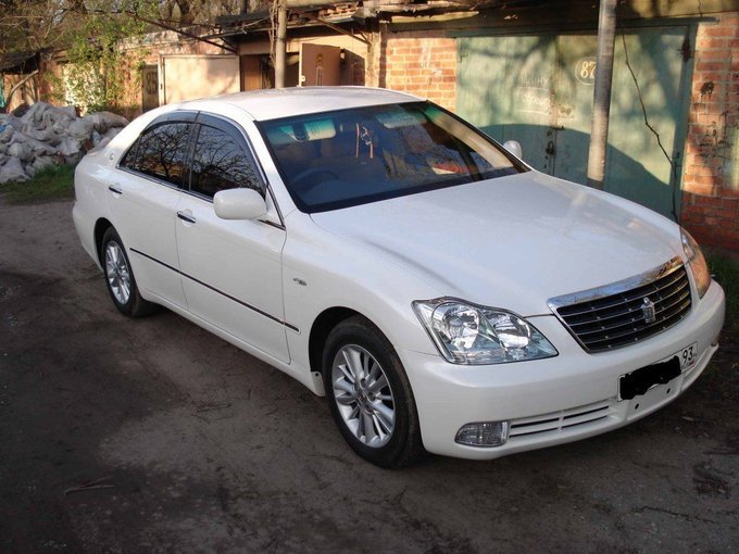 Toyota Crown 2004