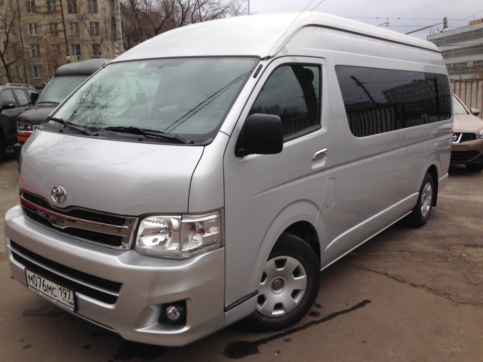 Toyota Hiace 2011 - Reviews, Prices, Ratings With Various Photos