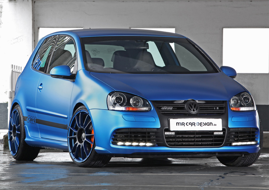 Volkswagen Golf R 32