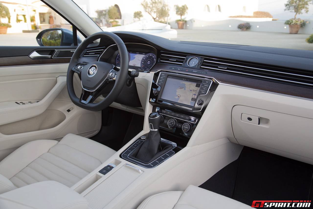 Volkswagen Passat Highline 2015