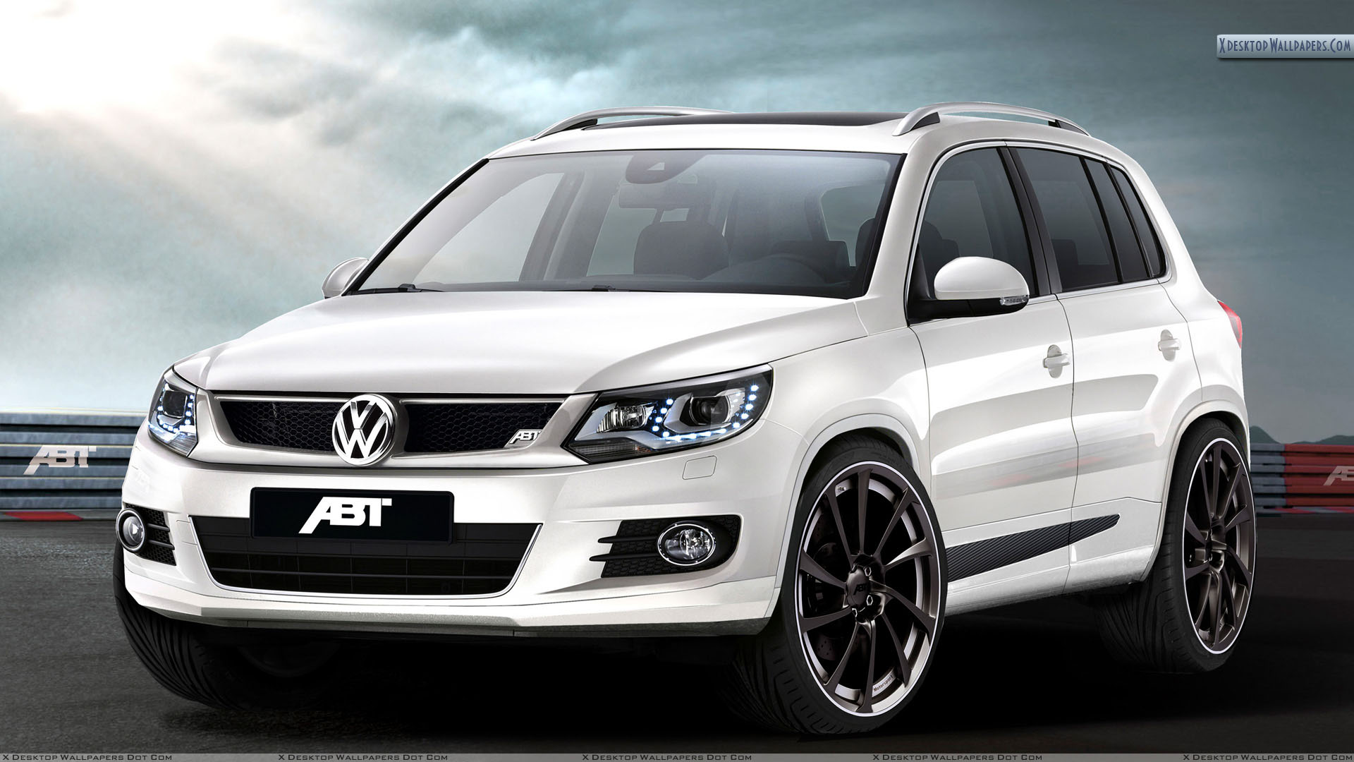 Volkswagen Tiguan White